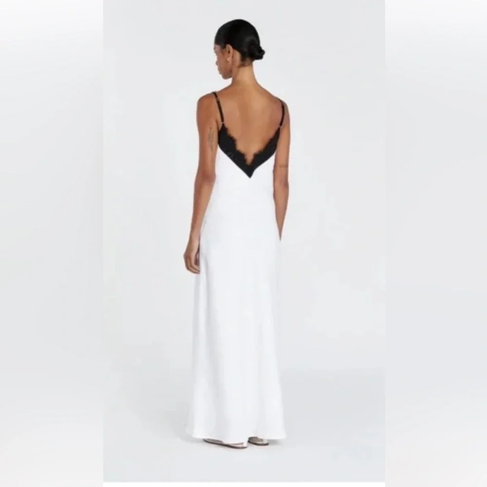 DISSH Monochrome Lace Maxi Dress - Picture 3 of 7